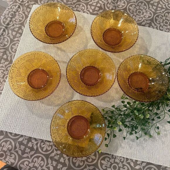 Vintage No Brand Amber Glass Fruit / Dessert  Bowl Set of 6 Textured Fairy Glass - Picture 7 of 9